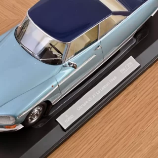 Citroën DS 21 Le Léman 1968 Hell- und Dunkelblau - 300Stk. Norev 1:18 Metallmodell